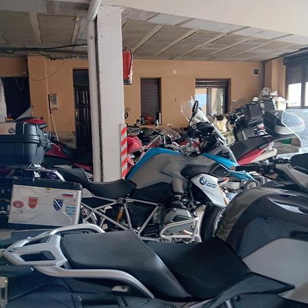Hotel Alina Cangas De Narcea Εξωτερικό φωτογραφία